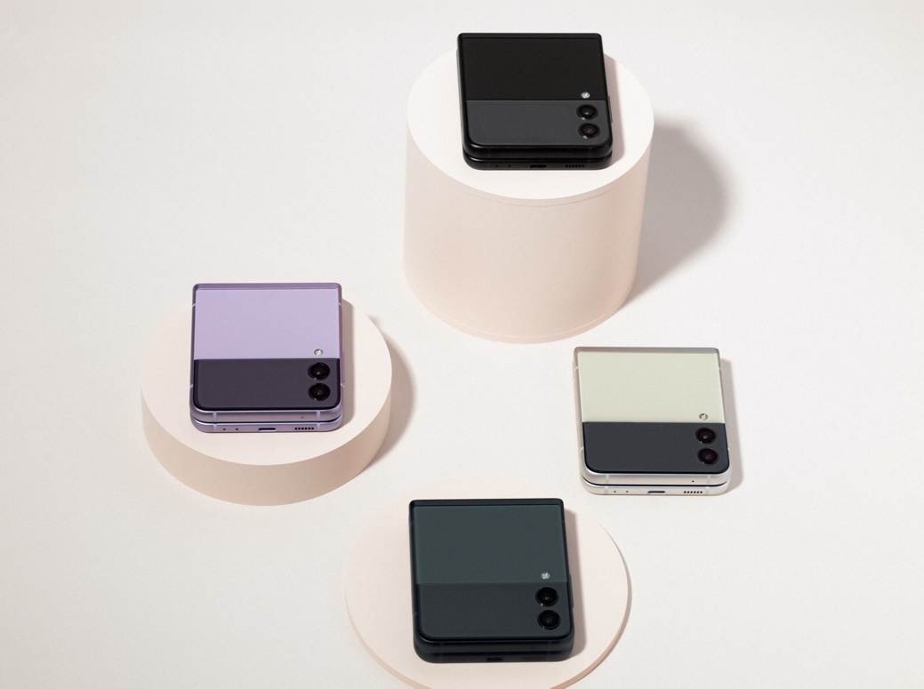 三星galaxyzfold35g外观设计,三星GalaxyZFlip35G折叠手机