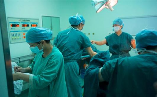 孕38周剖腹产的宝宝,孕38周剖腹产胎儿正常吗