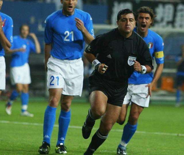 本性难移！孙兴慜恶劣犯规后演技拙劣，韩国人就这样黑掉的意大利