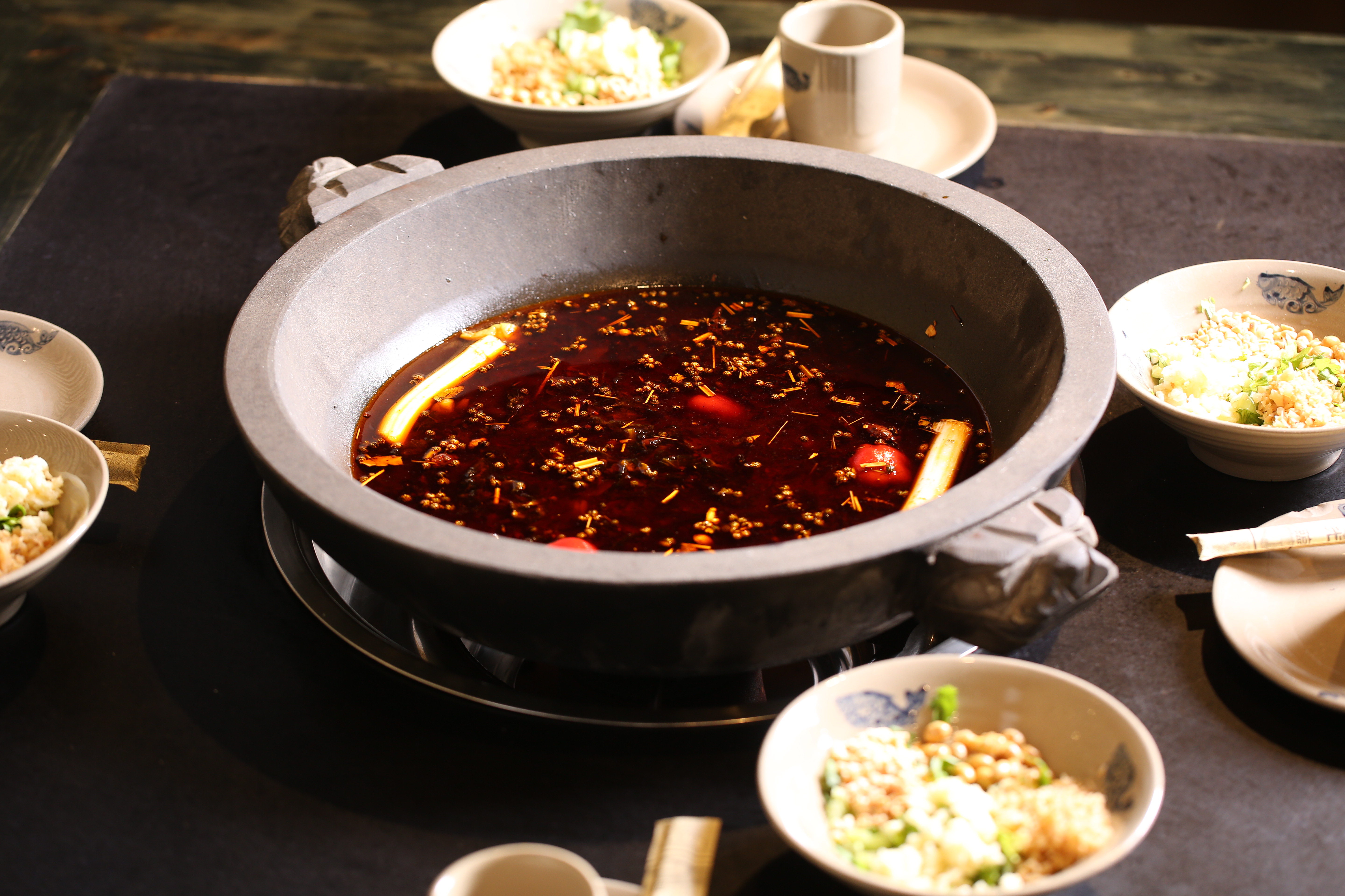 石锅苗苗鱼是加盟店吗,石锅苗苗鱼加盟连锁店