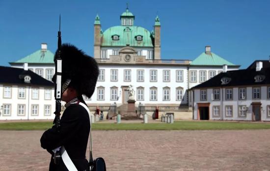 鐨囧鐨勫ア鍗庝笌灏婅吹,涓栫晫鐨囧寰$敤娓呭崟