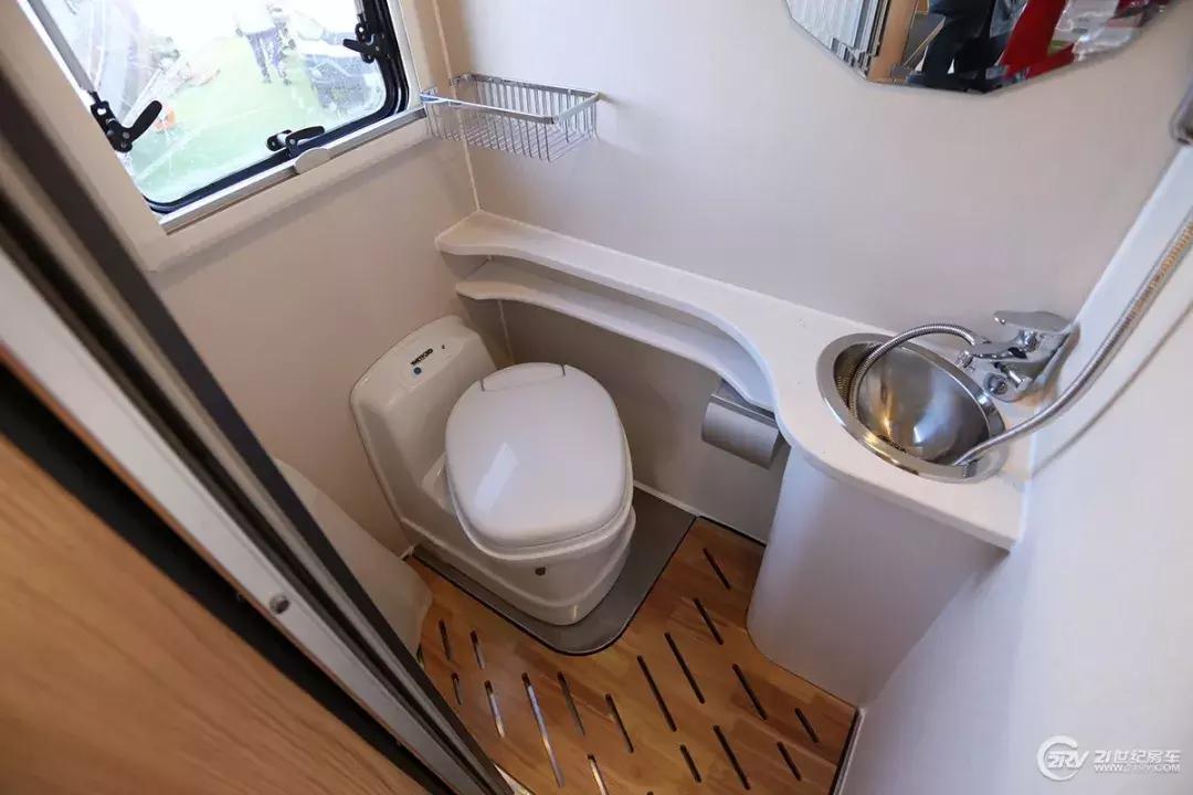 6万到8万的自动挡房车推荐,家用自动挡房车20-30万6人