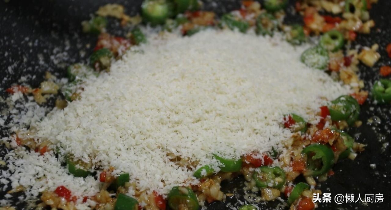 红烧泥鳅不放辣椒的家常做法视频,不放辣椒教你泥鳅鱼怎样烧才好吃