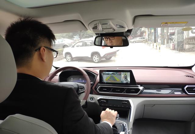 宝骏rs-5顶配,新款宝骏rs-5中配多少钱