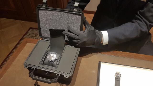 劳力士潜水表宝珀 (劳力士潜航者和宝珀五十噚哪个好)