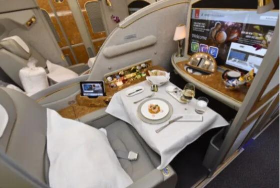 15万元一张的机票一票难求,15万元机票隐藏服务