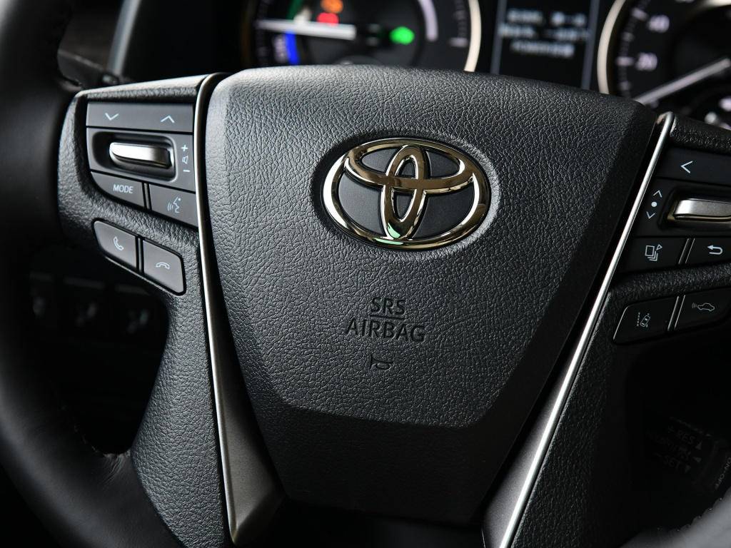 最贵雷克萨斯来了，2月24日上市，配26寸电视+冰箱，还能选装4座