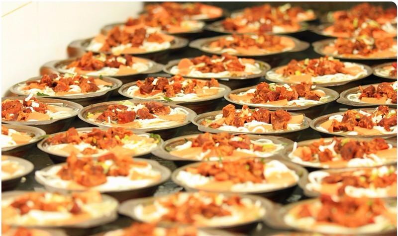 吃在“远航大酒楼”，绵阳学生的最高伙食标准