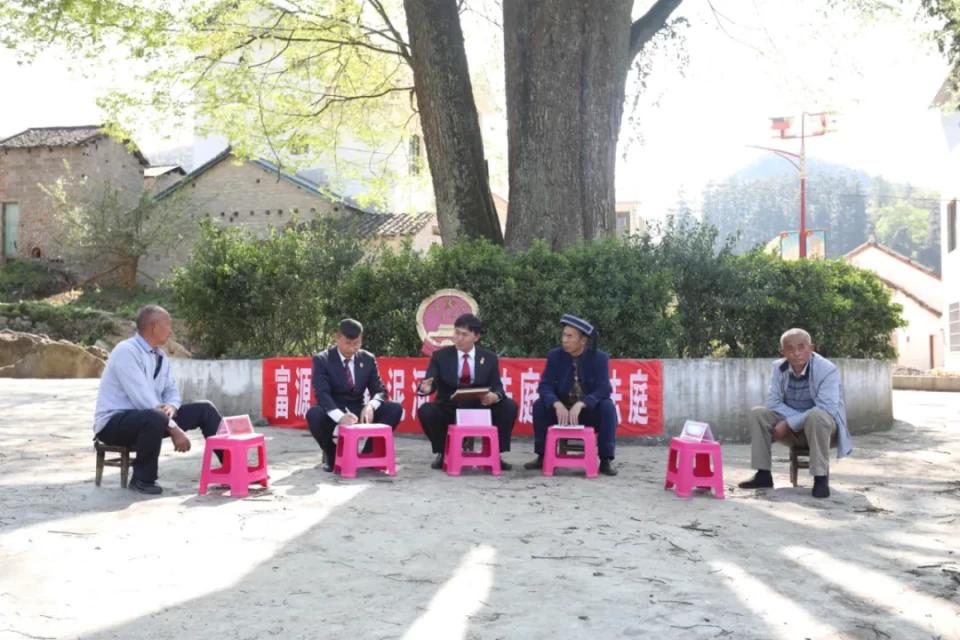 黄泥河法庭培育“民族团结”示范带