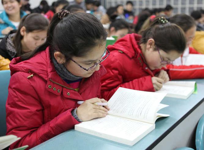 中考到底选鸡头还是凤尾,成都580分中考是当鸡头还是凤尾