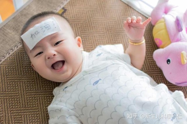 孩子老是发烧怎么办最快最有效,孩子老是发烧怎么办