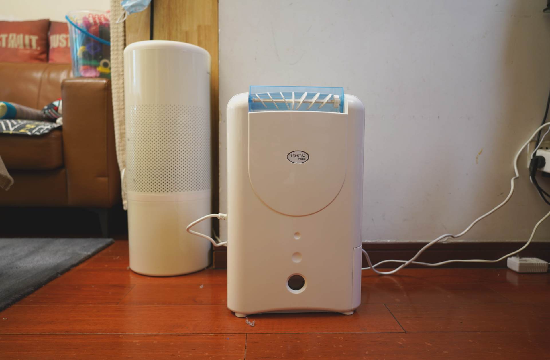 不用压缩机除湿,无压缩机除湿机的除湿原理