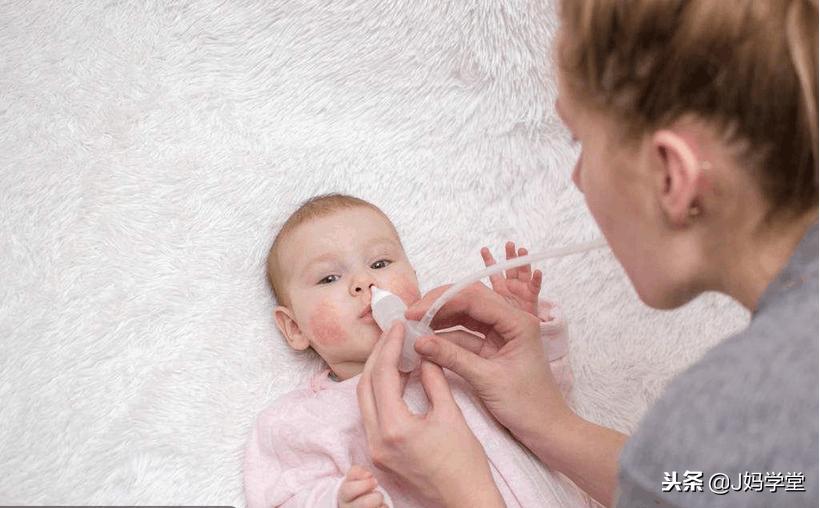 新手父母一定要掌握的9个换纸尿裤技巧,宝宝屁股干爽不遭罪