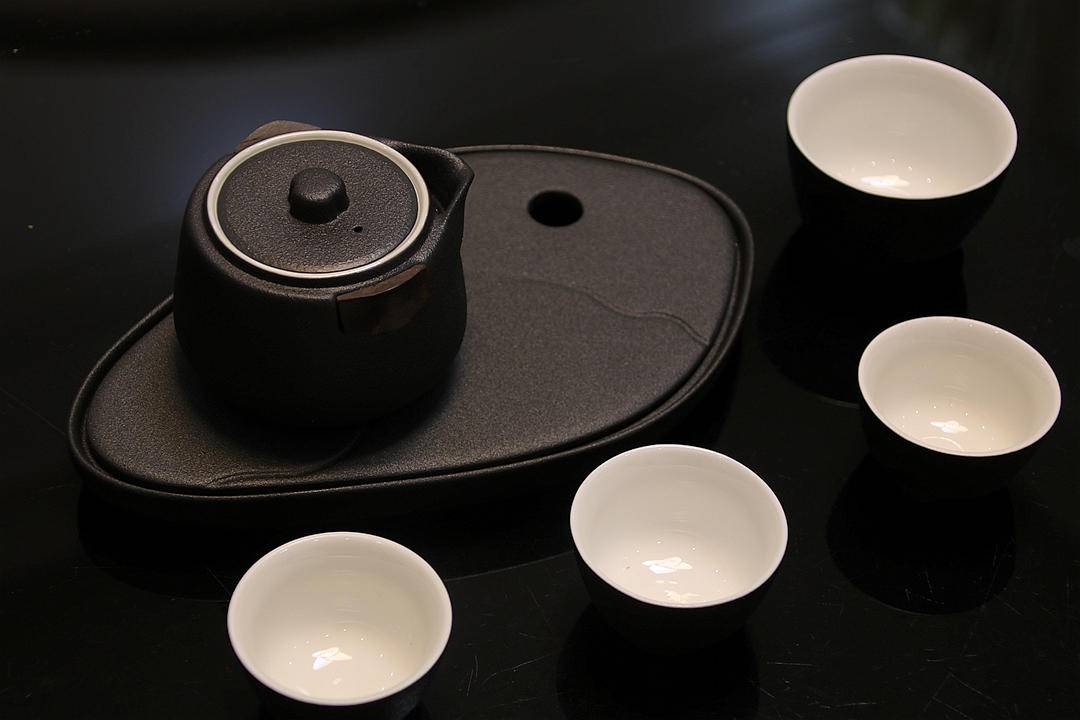 如何正确用茶具喝茶,茶具讲究简单概括