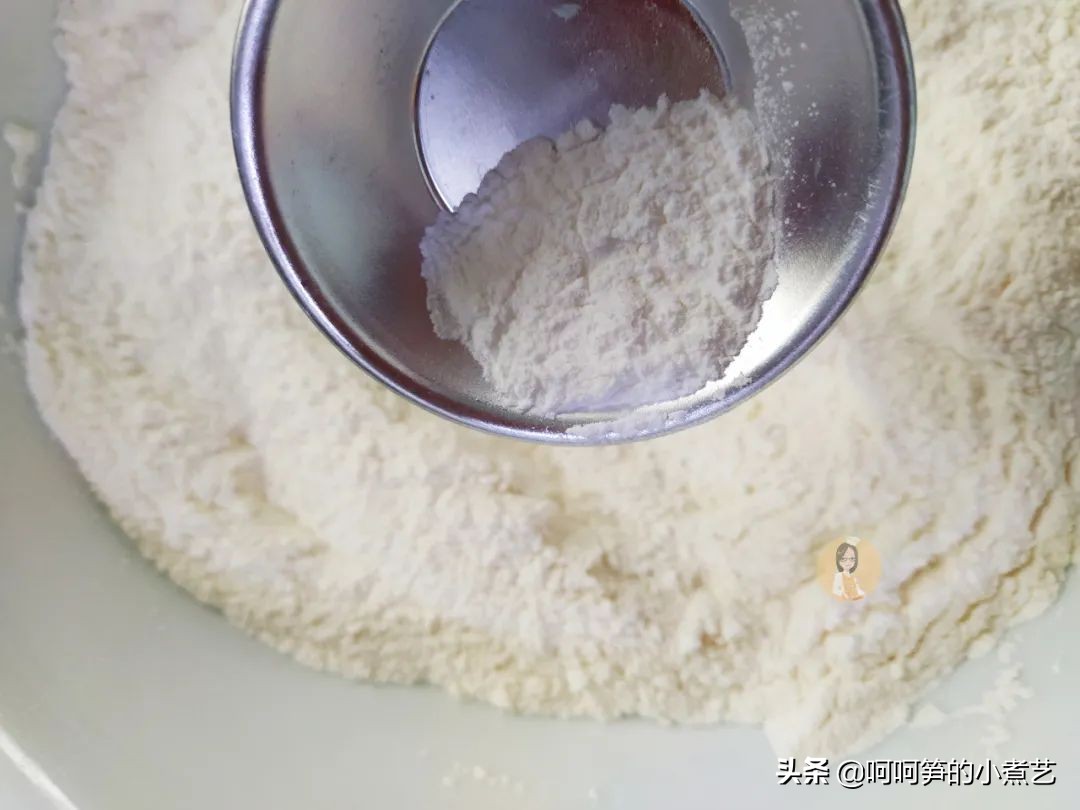 油条新方法不揉面不擀面蓬松柔软,油条为啥蓬松