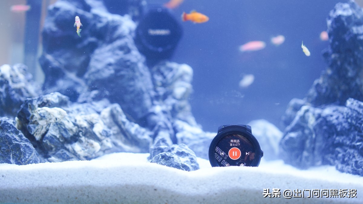 运动手表出门问问,出门问问手表ticwatch2