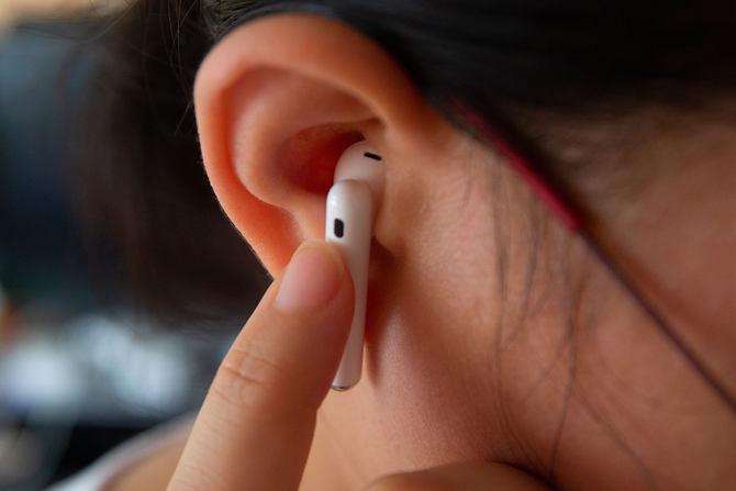 华为freebuds4降噪耳机惊艳亮相,freebudspro和freebuds4e哪个好