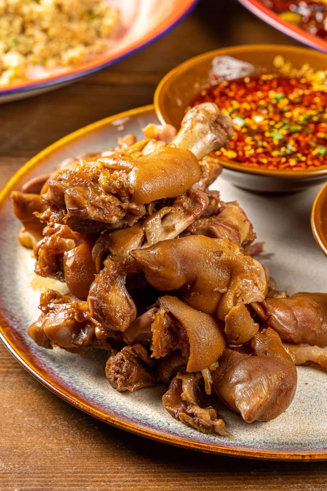 这店没什么,也就北上深全榜①,就在体育西