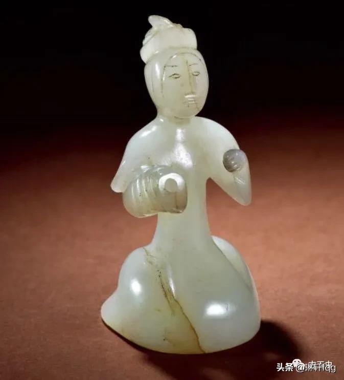 古玉孔道内外包浆沁色一致,古玉有沁色好还是无沁色好