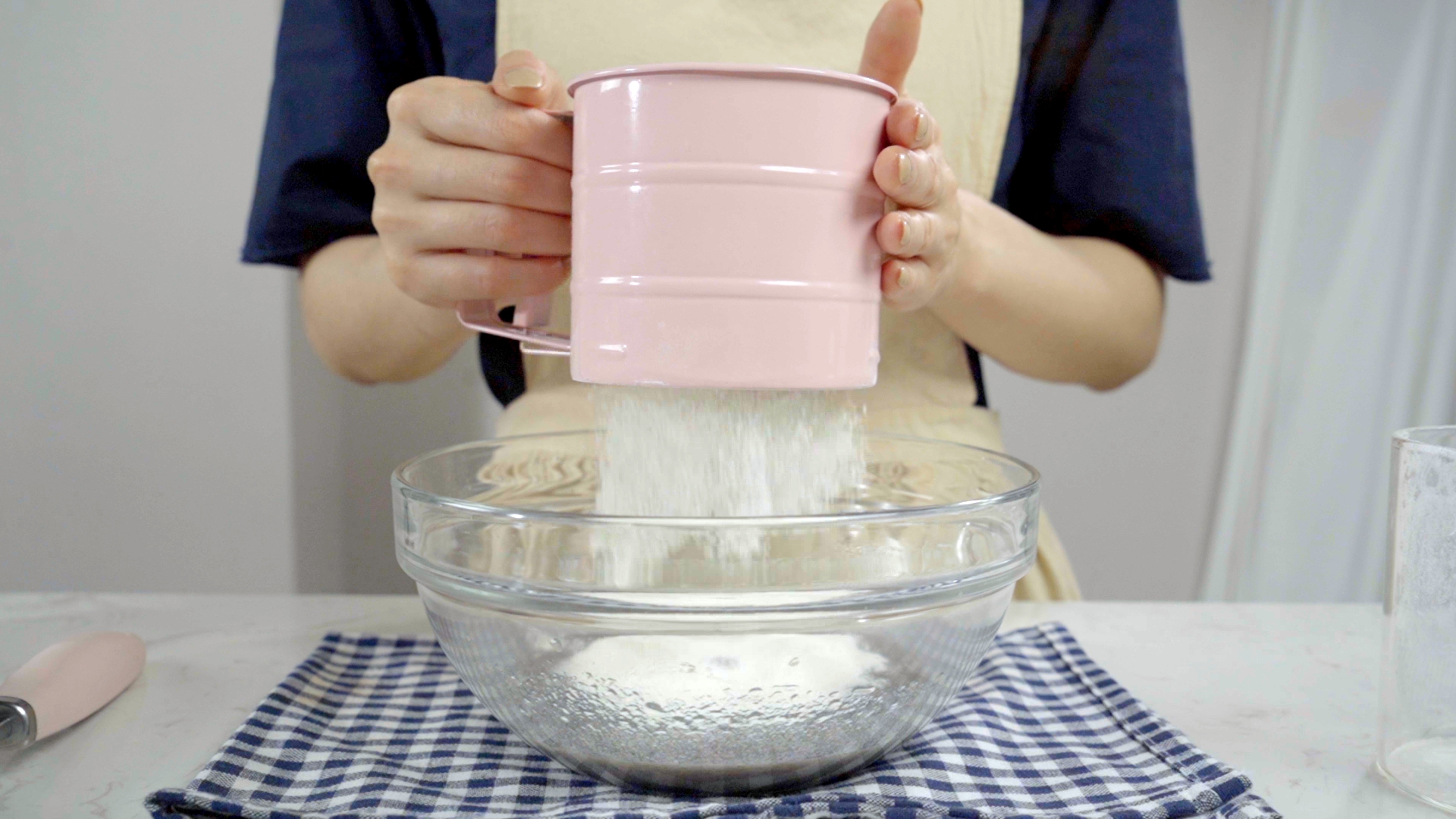 蒸烤一体机嵌入式推荐怎么选择,蒸烤一体机嵌入式柜子需注意什么