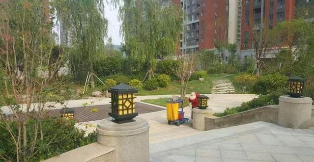 90后大学生开保洁公司年入千万,90后小伙做家政