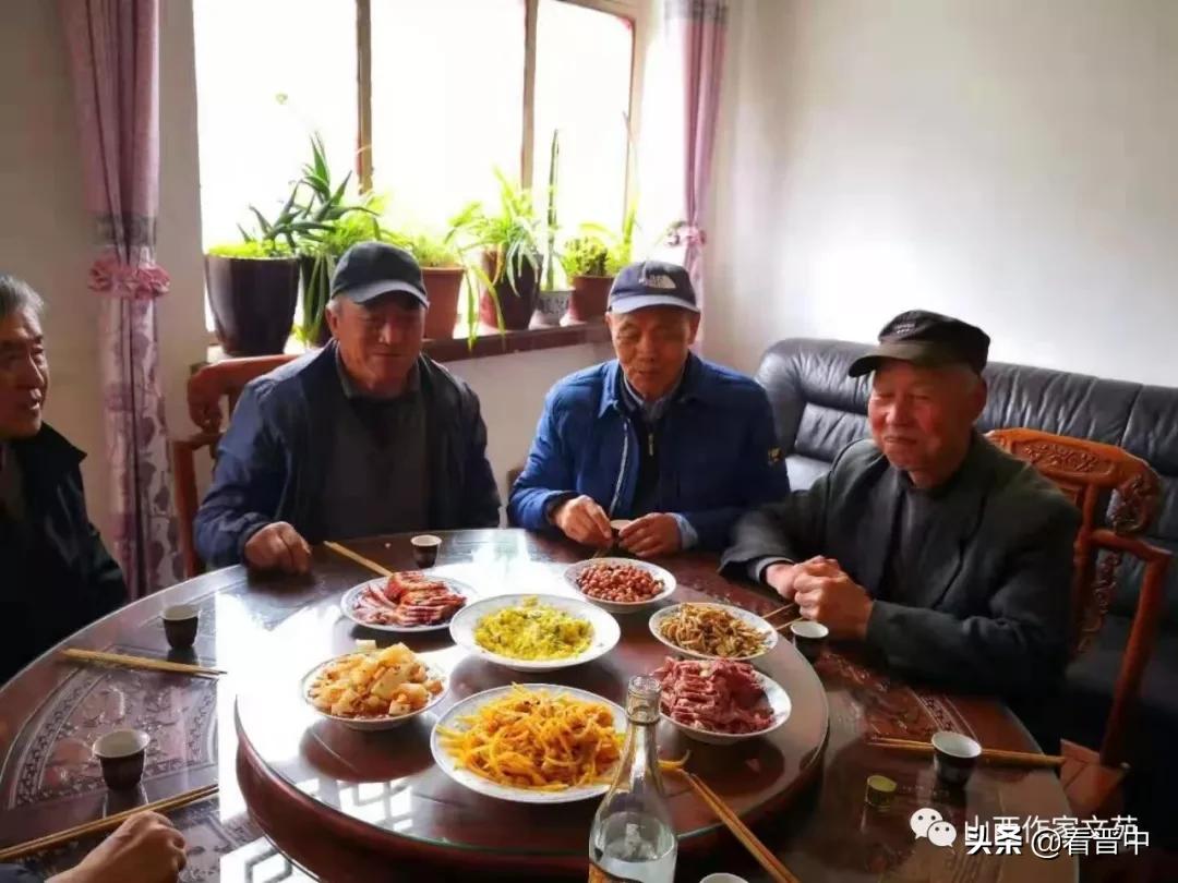 忆麓台山下的穷日子