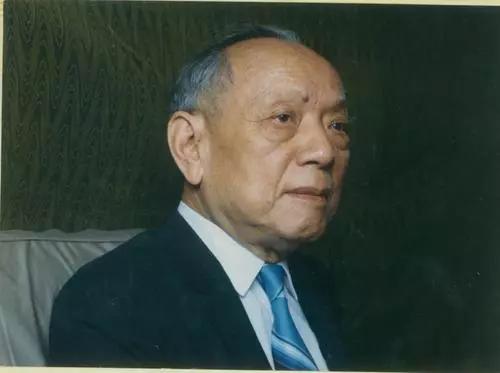 看完杨振宁的出身,你就会知道中国为何再难出大师?