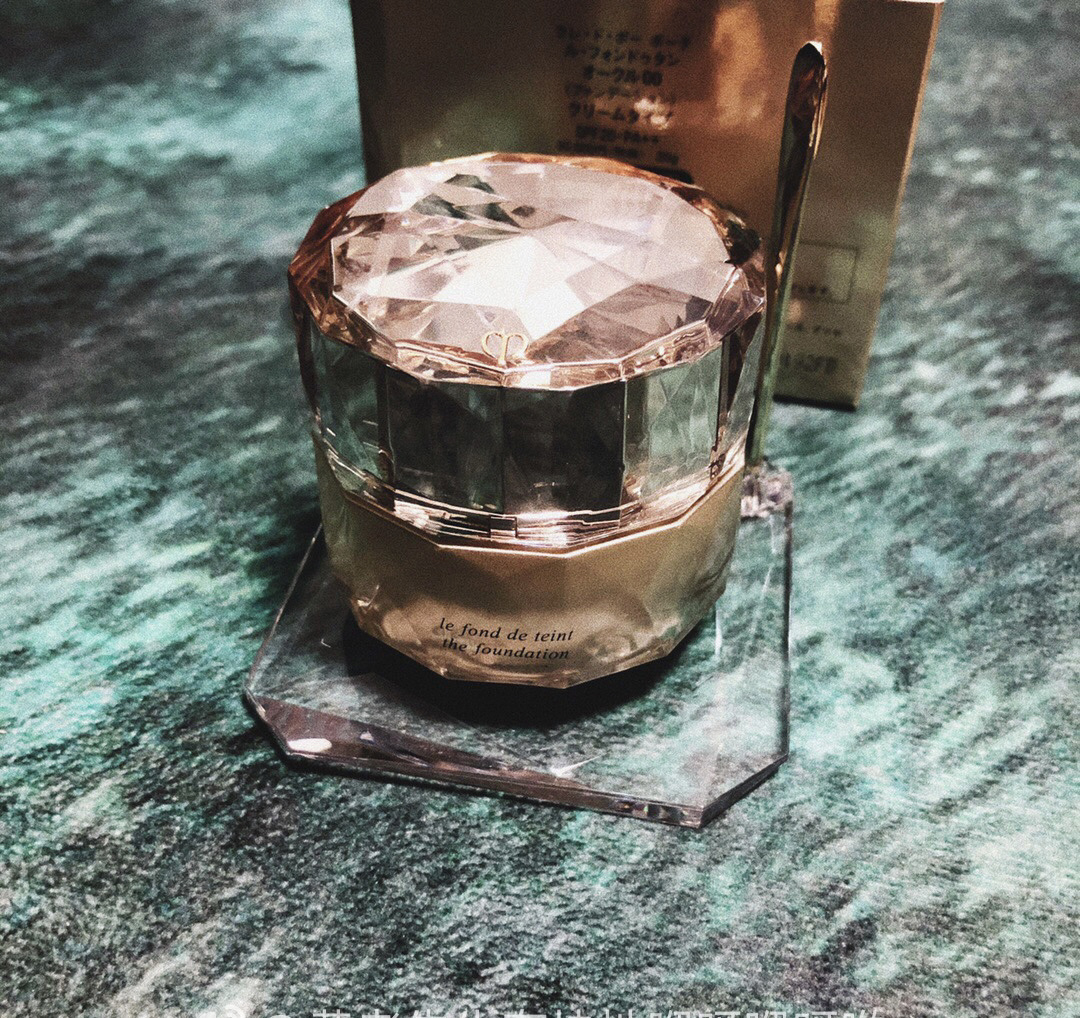 嘉娜宝贵妇粉底霜ocb,嘉娜宝粉底液哪个好用