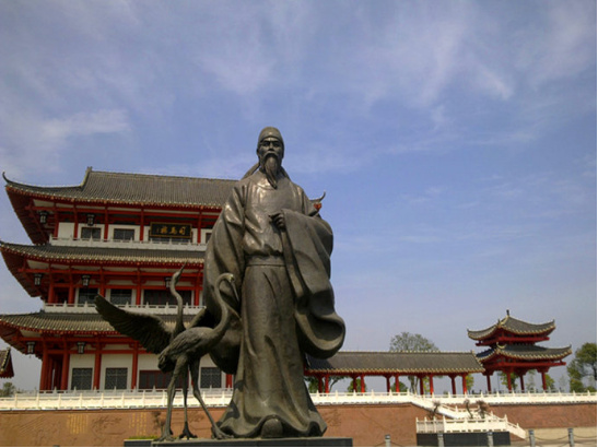 司空见惯寻常事梦断苏州刺史肠,司空见惯寻常事断尽江南刺史肠