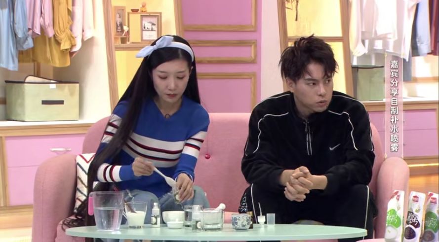 换季皮肤泛红缺水用什么面膜,皮肤干燥缺水补水面膜