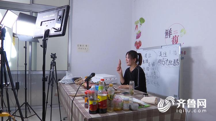 从女装到零食再到生鲜，寿光“直男”终实现“半挂车拉快递”梦想