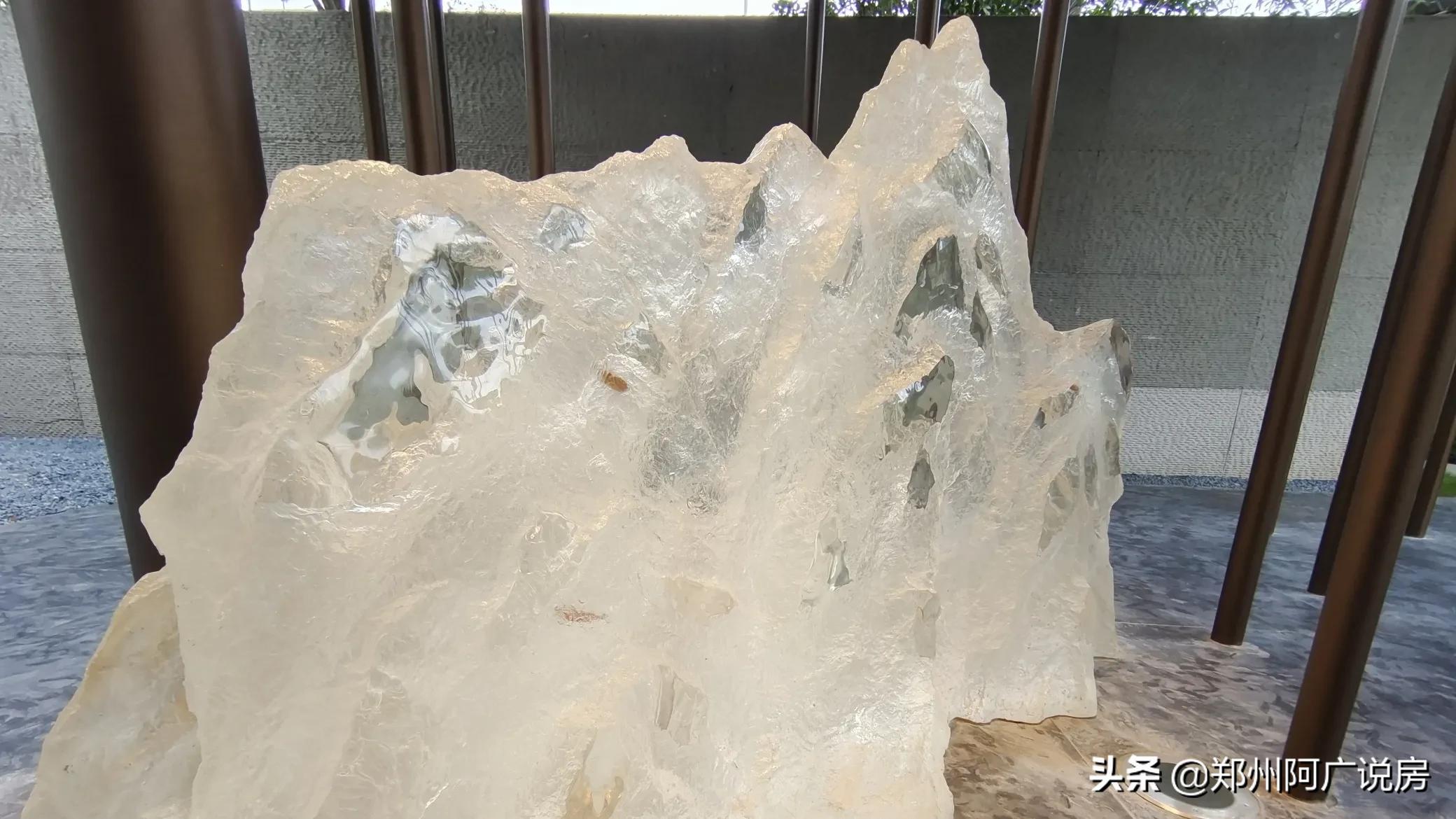 我把这套房子定义成一件艺术品，白灵芝般的外立面，你见过吗？