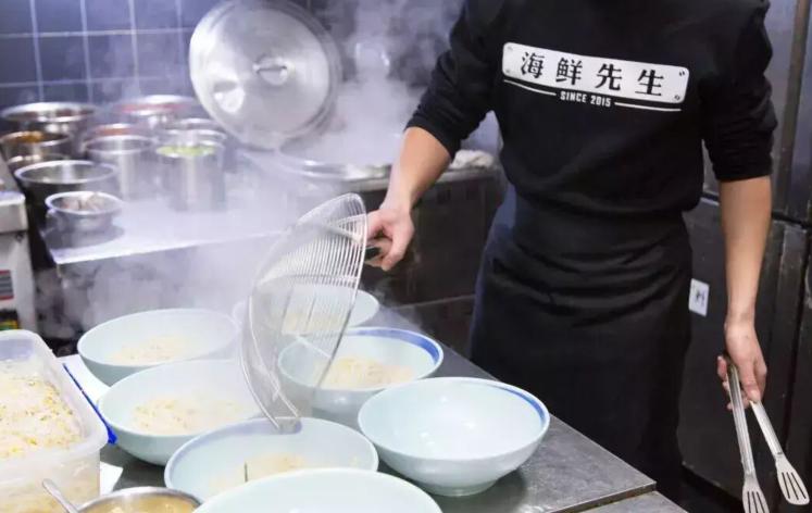 西安第一家香辣爆肚面,西安又香又辣的爆肚面你能吃几碗