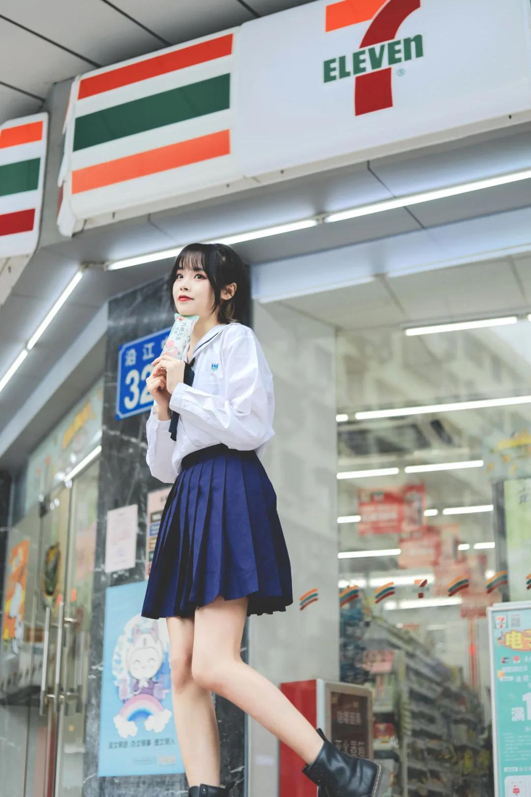 明治白桃乌龙雪糕盒装多少钱,明治雪糕最新款