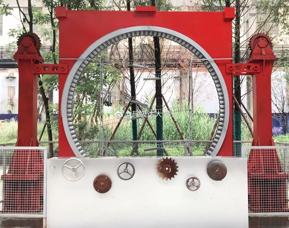 成都68岁机车厂变花园，工业风爱好者快来打卡