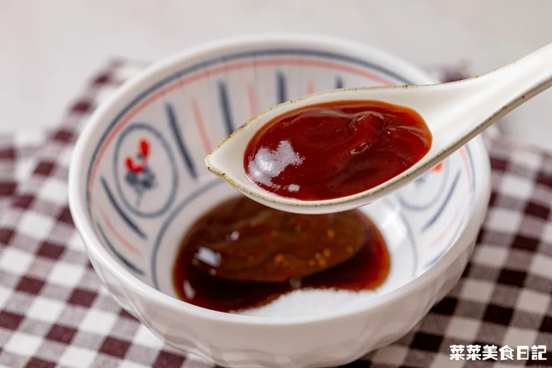 上班族午饭微波炉加热,微波炉解决一日三餐