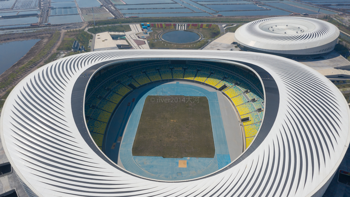 青岛的“鸟巢”，这座山东省最大的体育场漂亮吗？