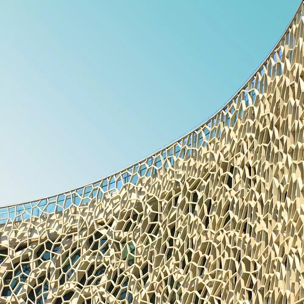 网友吐槽国内十大丑建筑,被人吐槽的中国建筑