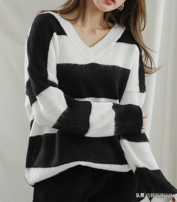 新款韩系秋冬针织毛衣,韩系软糯感浅蓝色针织毛衣