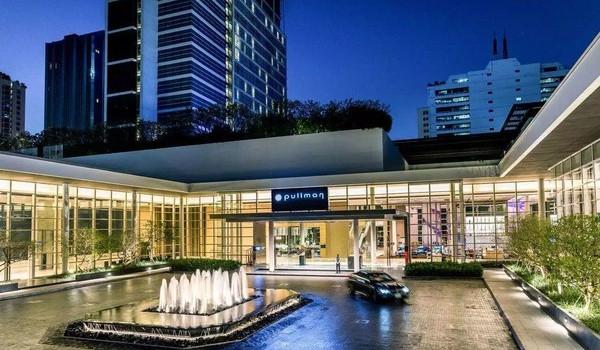 王权免税店泰国曼谷nike,泰国王权免税店是国王家的吗