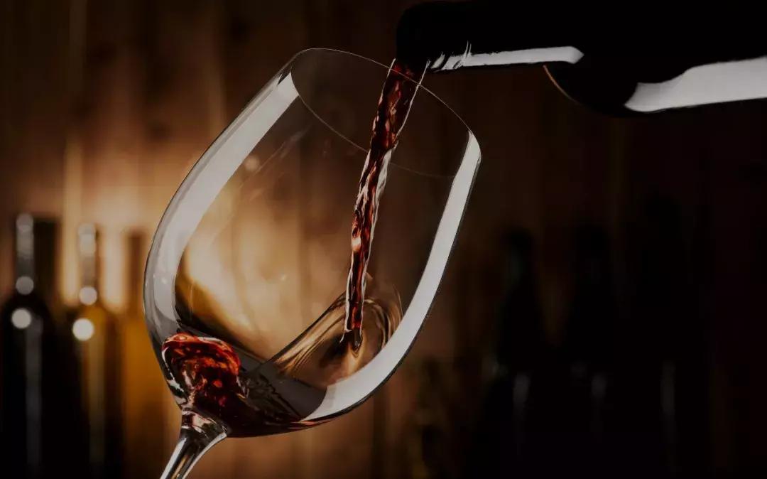 酒界传奇之1947年白马酒庄红葡萄酒