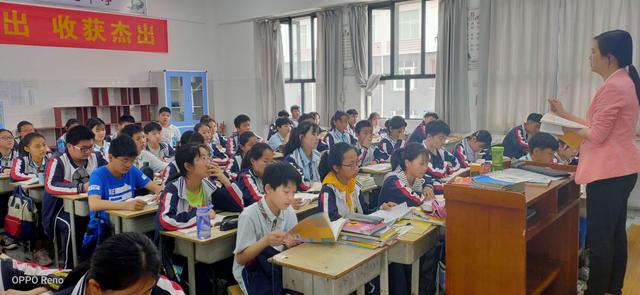 埋头实干促发展与时俱进求卓越许昌二中教育集团办人民满意的教育