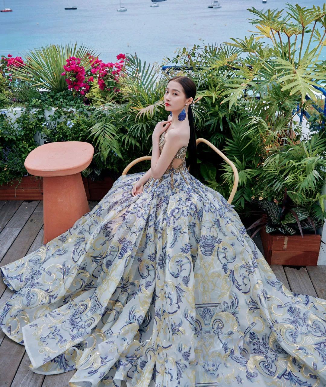 十八线网红戛纳红毯,十八线抖音网红