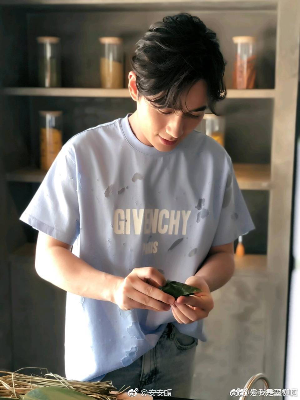 居老师朱一龙最新消息,朱一龙居老师