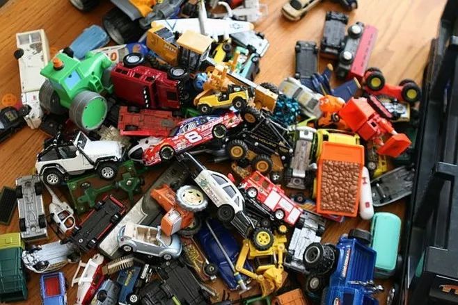 小朋友学会的玩具收纳小技巧,儿童玩具客厅收纳整理技巧