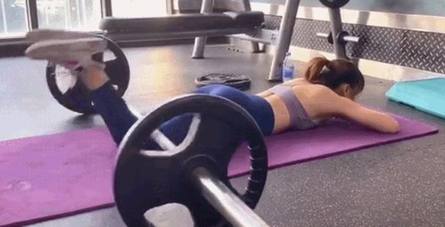 抖音最火身材摆锤,抖音臀腿挑战