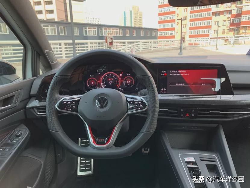 高尔夫gti碾压30万以下的车,最后一代燃油版高尔夫gti