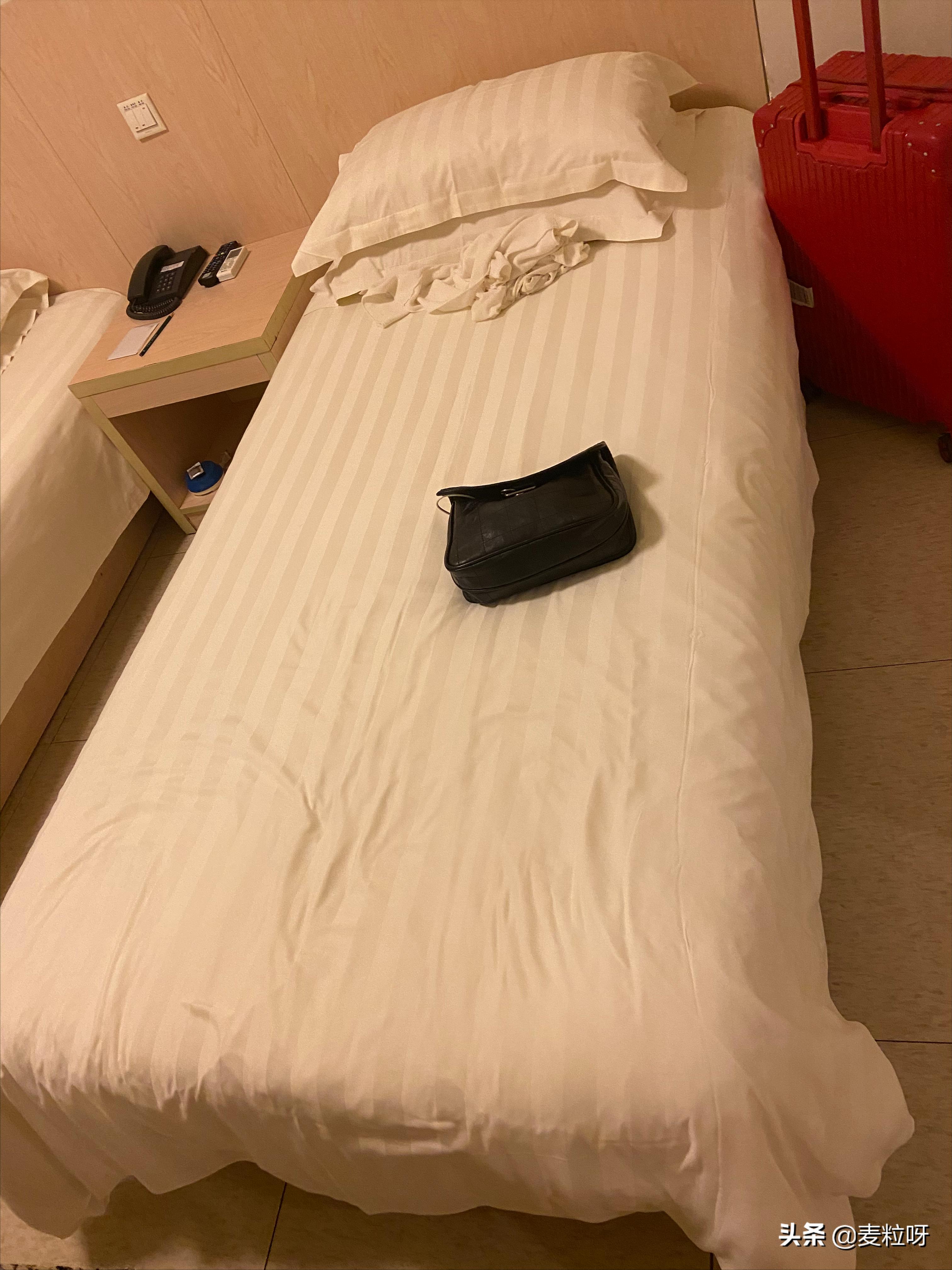 三亚自由行跟团攻略,三亚跟团游需要带什么