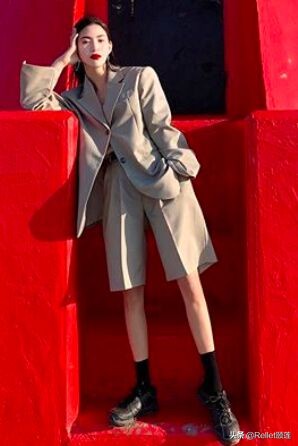 2020年流行这样穿,品如衣服穿搭