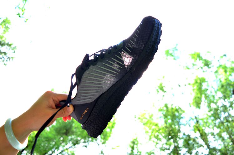 夏季运动健身跑鞋,天越清风碳板跑鞋测评